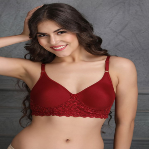 Clovia - Clovia Flair Non-Wired Full Coverage Spacer Cup T-Shirt Bra in Maroon & Cotton Rich
